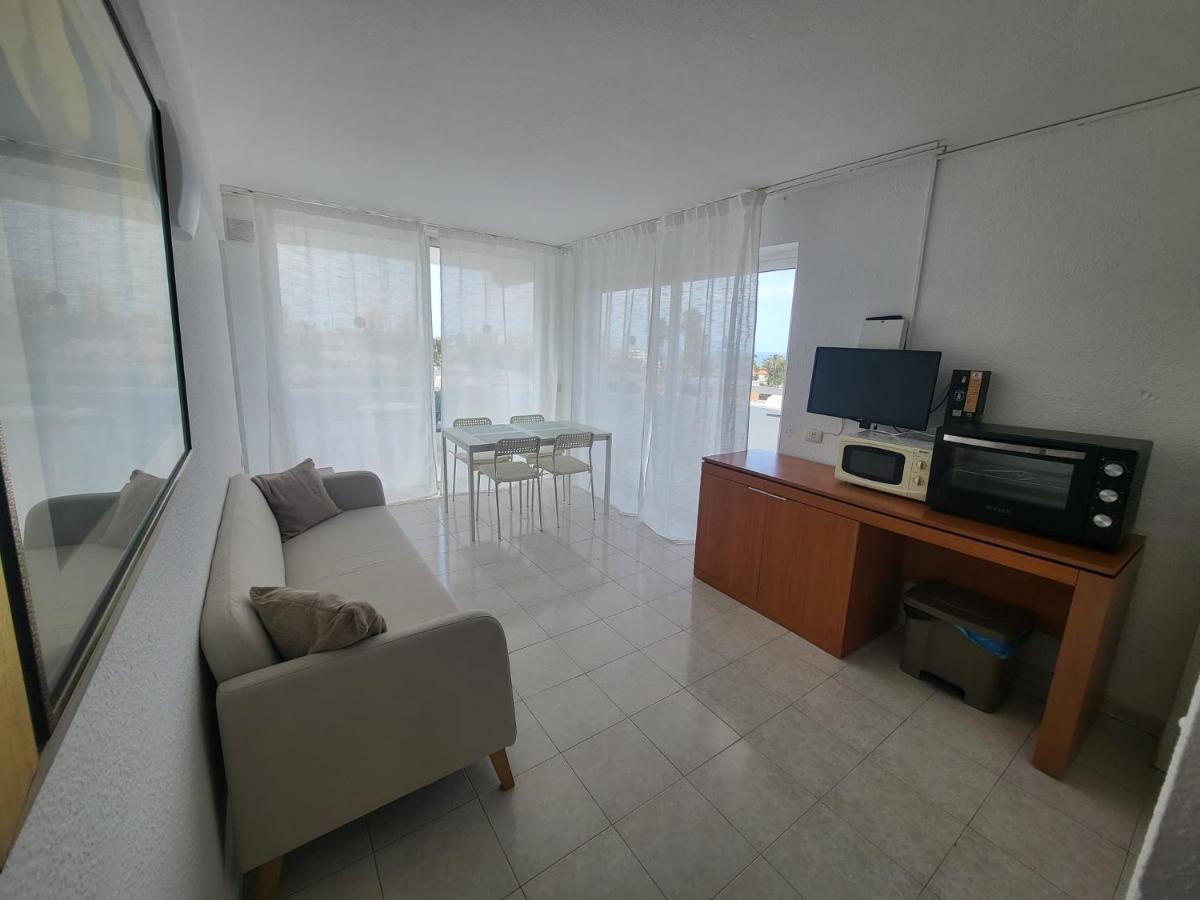 Cozy Apartment Near The Beach Playa de las Americas  Luaran gambar