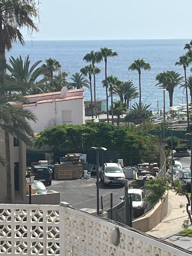 Cozy Apartment Near The Beach Playa de las Americas  Luaran gambar